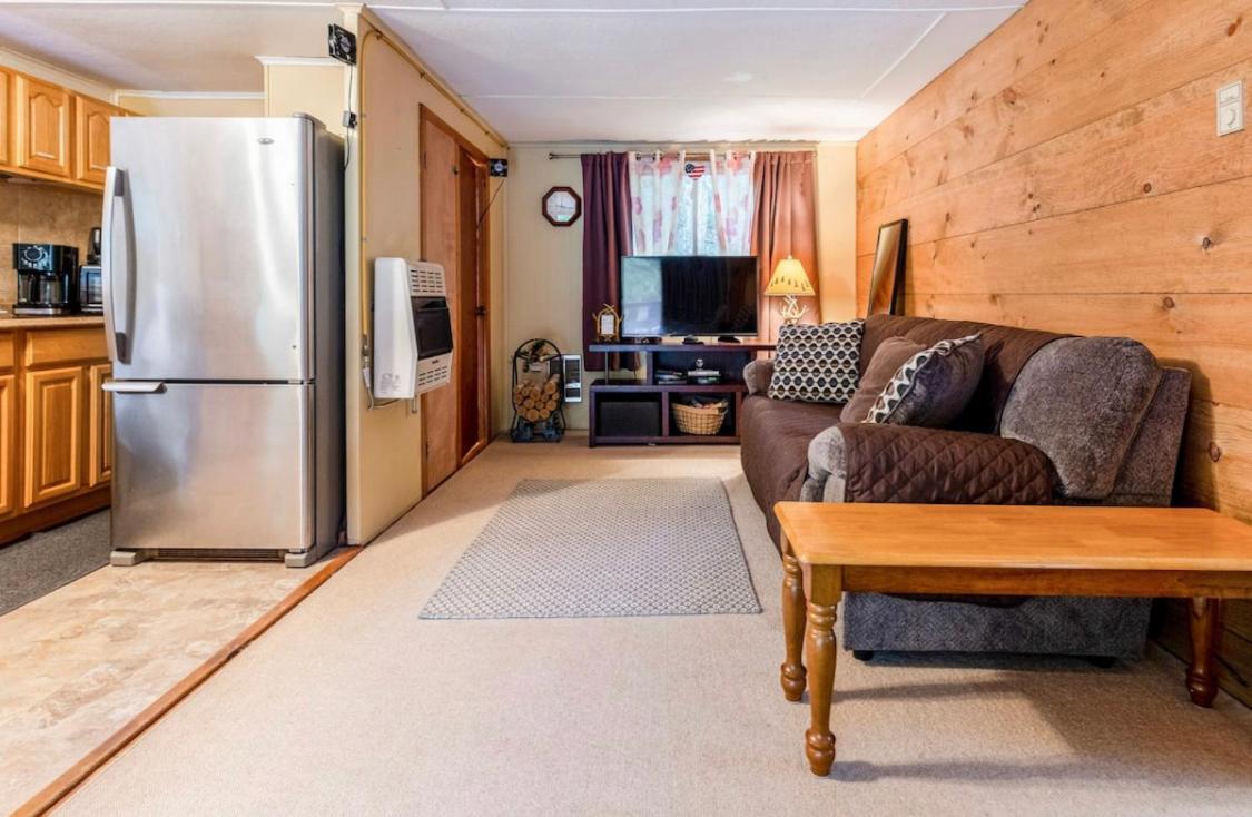 איסט סטרודסבורג Pocono Cabin With Private Pool At Shawnee Mtn מראה חיצוני תמונה