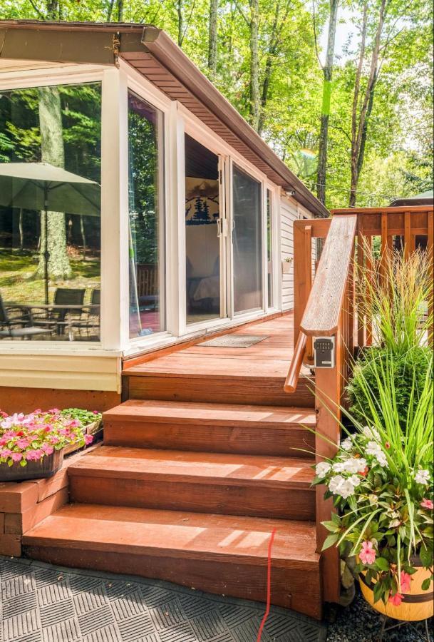 איסט סטרודסבורג Pocono Cabin With Private Pool At Shawnee Mtn מראה חיצוני תמונה