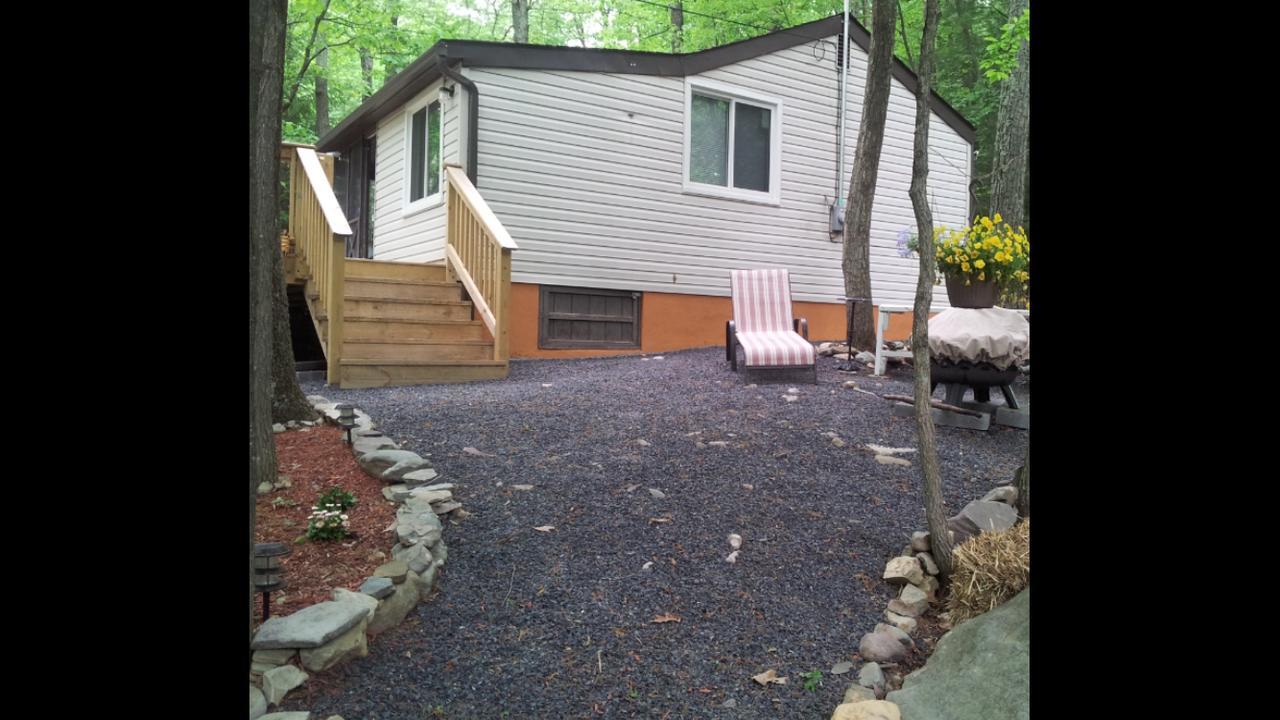 איסט סטרודסבורג Pocono Cabin With Private Pool At Shawnee Mtn מראה חיצוני תמונה